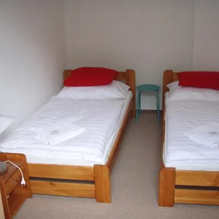 Slunecno Πανσιόν Dobšín